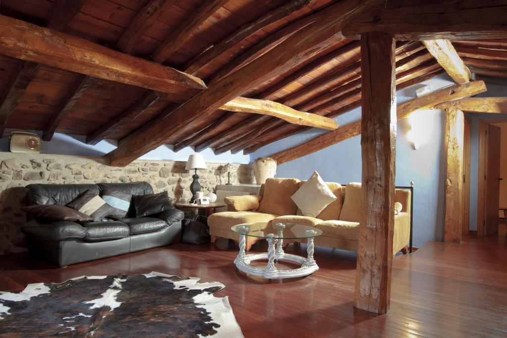 Casa Rural Zaldierna Bilik gambar